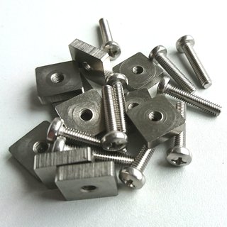 10 Schrauben + Plttchen M4x20mm US Box Finne